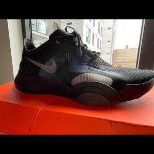 Men’s 11.5 NIKE SUPERREP